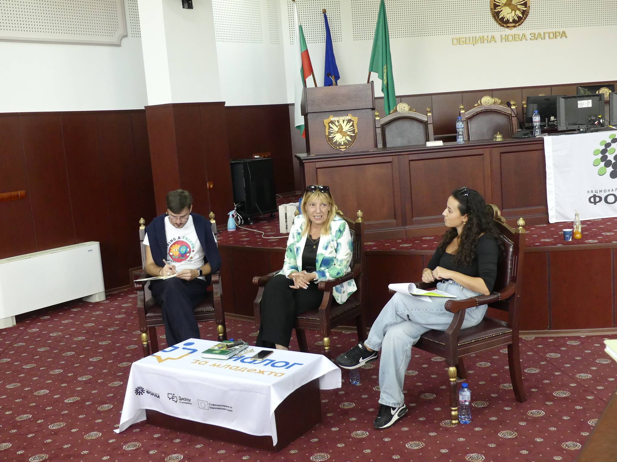  Кметът Галя Захариева 